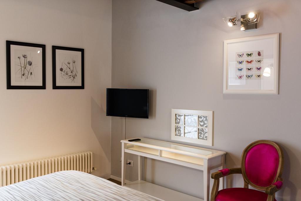 Duomo Guesthouse Piacenza Pokoj fotografie